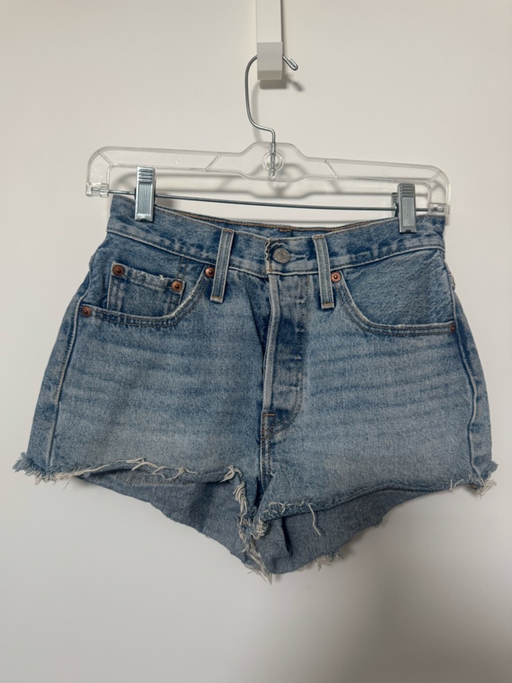 Levi’s Women’s High-Rise Light Blue Denim Shorts, Size 24